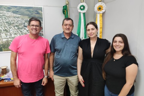 Prefeito Jander Loss recebe comissão de administração do  Hospital São José